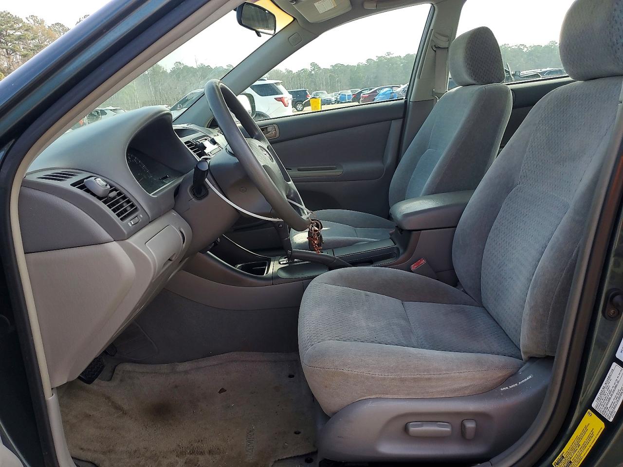 2003 TOYOTA CAMRY LE photo 13