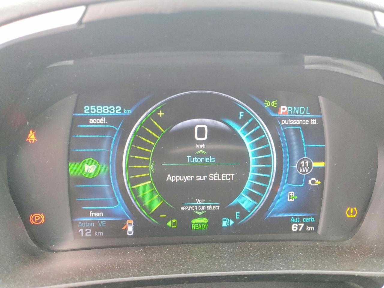 2017 CHEVROLET VOLT LT photo 9
