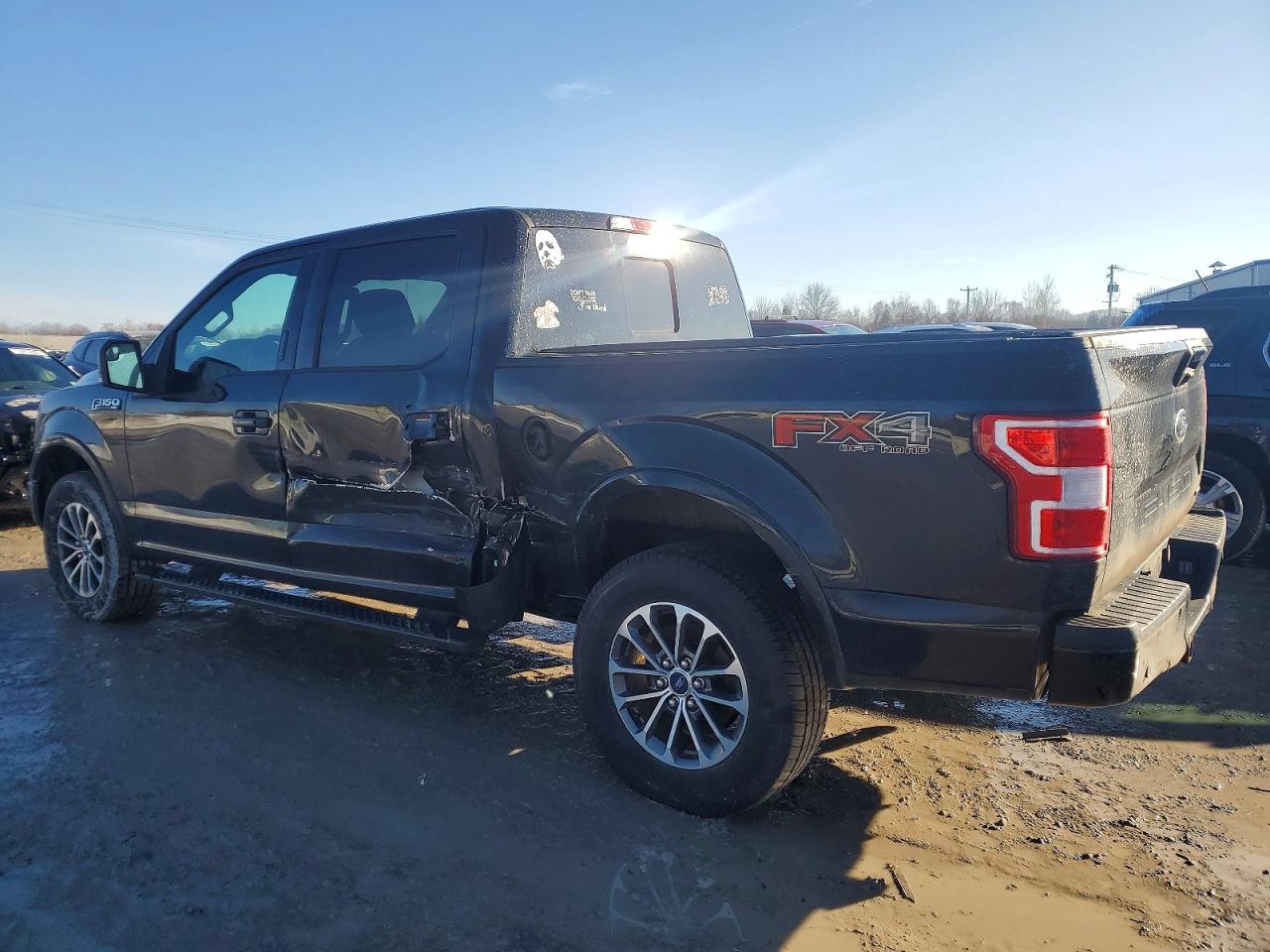 2018 FORD F150 SUPERCREW photo 2