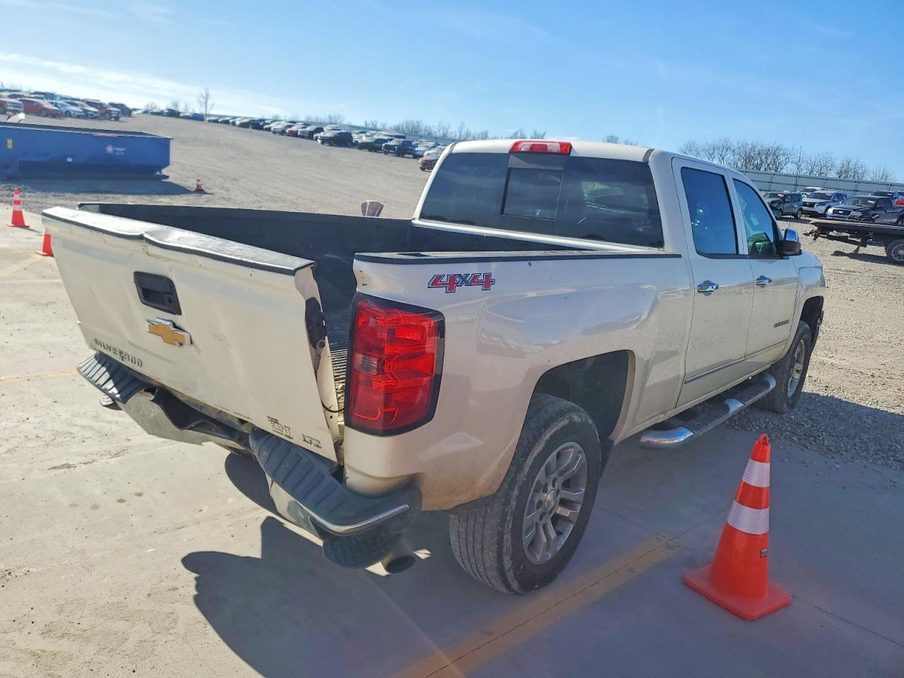 2014 CHEVROLET SILVERADO K1500 LTZ photo 3