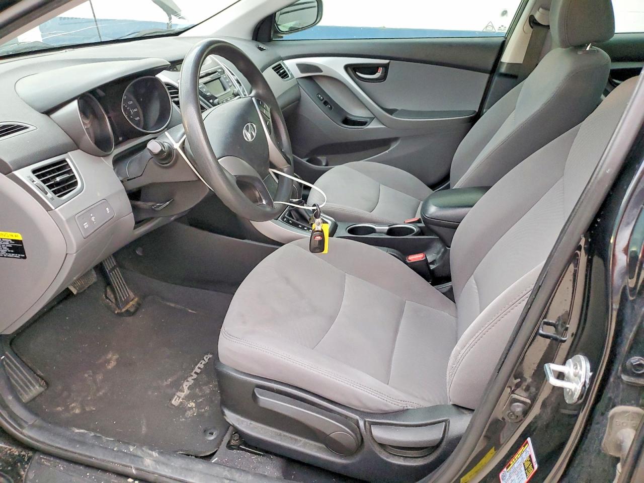 2014 HYUNDAI ELANTRA SE photo 7