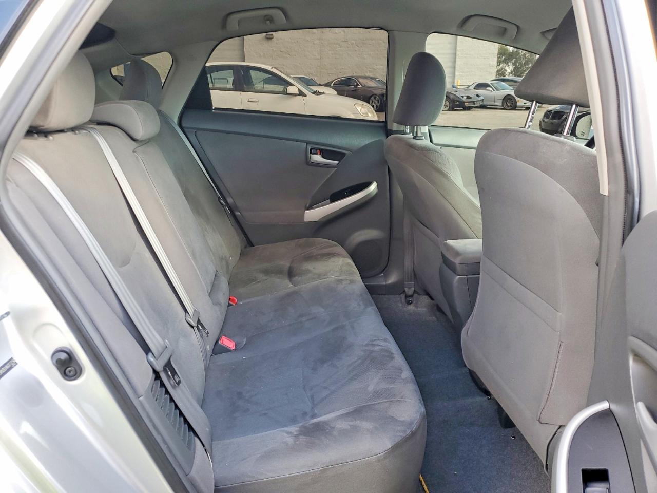 2010 TOYOTA PRIUS photo 10
