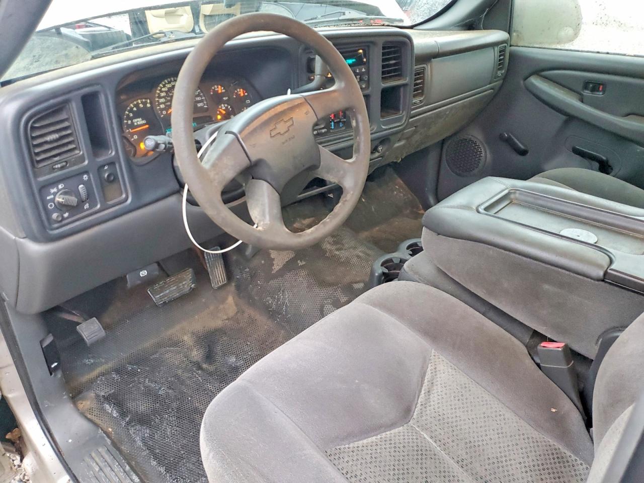 2006 CHEVROLET SILVERADO C1500 photo 8
