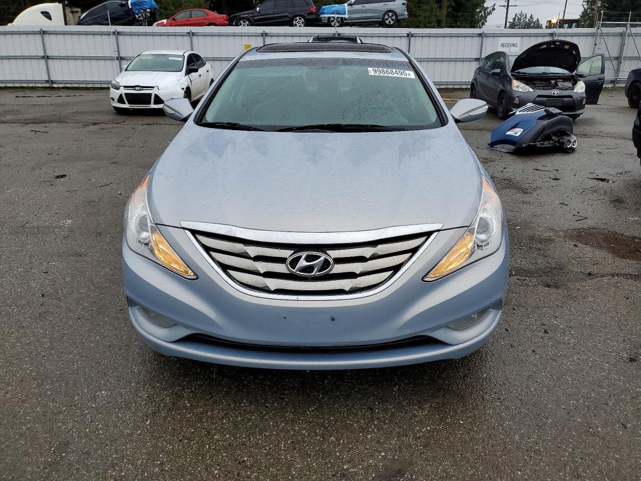 2013 HYUNDAI SONATA SE photo 5