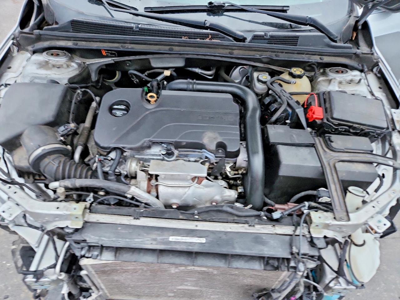 2018 CHEVROLET MALIBU LT photo 11