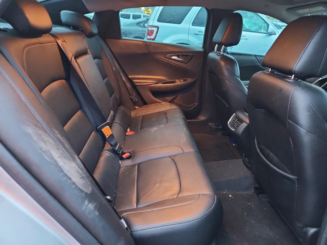 2018 CHEVROLET MALIBU LT photo 10