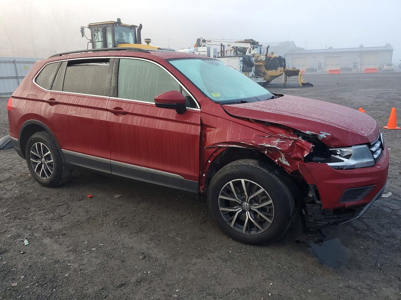 2020 VOLKSWAGEN TIGUAN SE photo 4