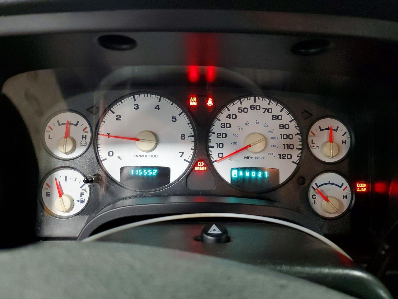 2004 DODGE RAM 1500 ST photo 9