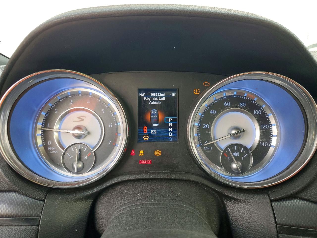 2014 CHRYSLER 300 S photo 9