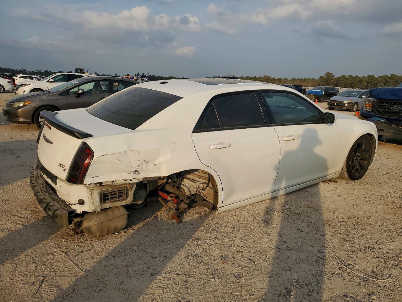 2014 CHRYSLER 300 S photo 3