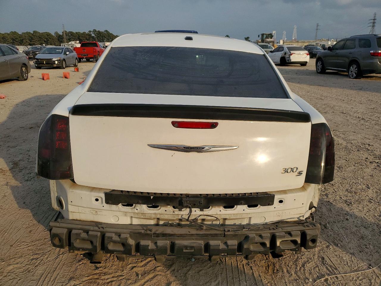 2014 CHRYSLER 300 S photo 6