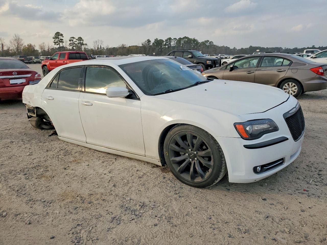 2014 CHRYSLER 300 S photo 4