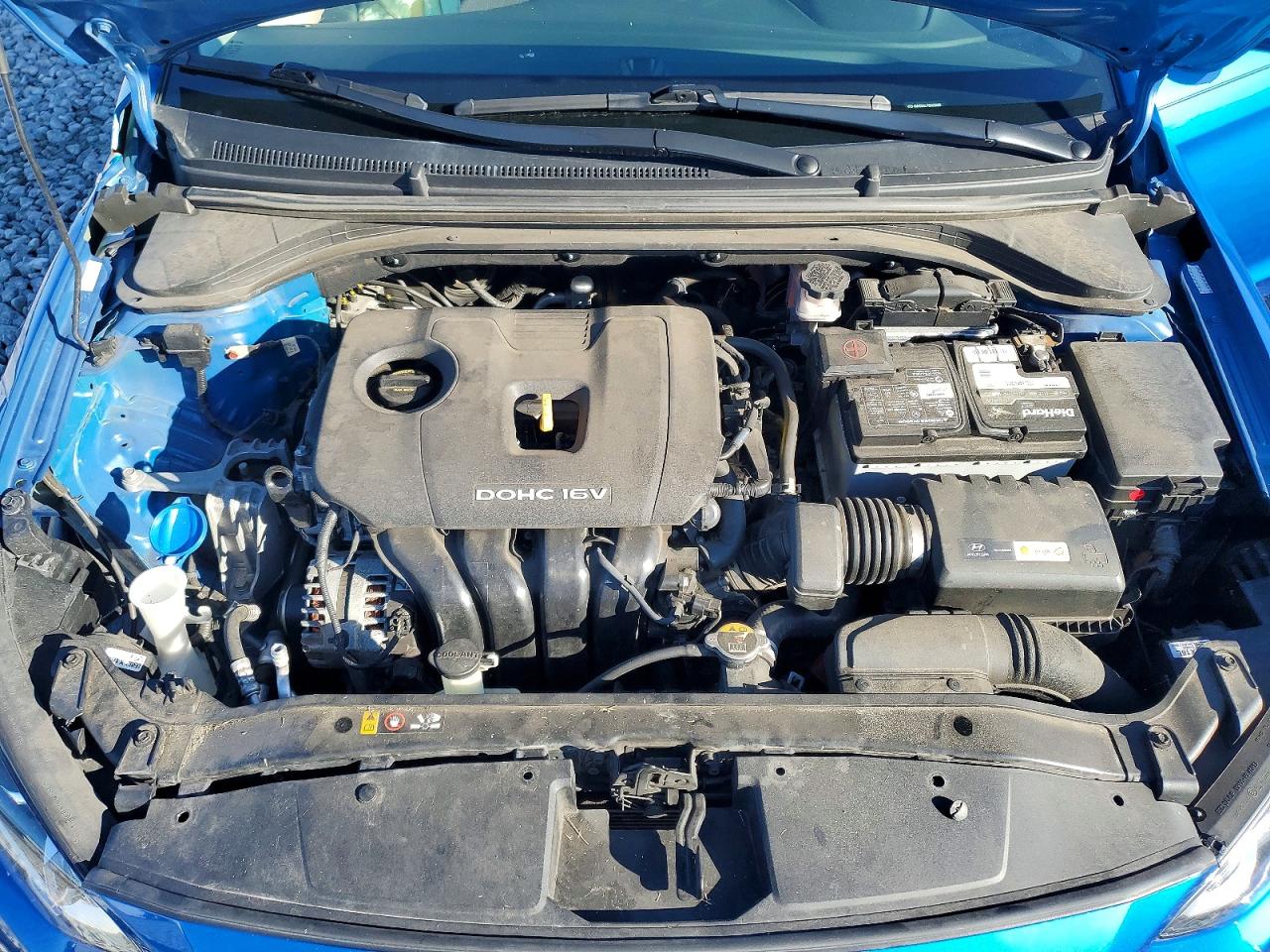 2017 HYUNDAI ELANTRA SE photo 11