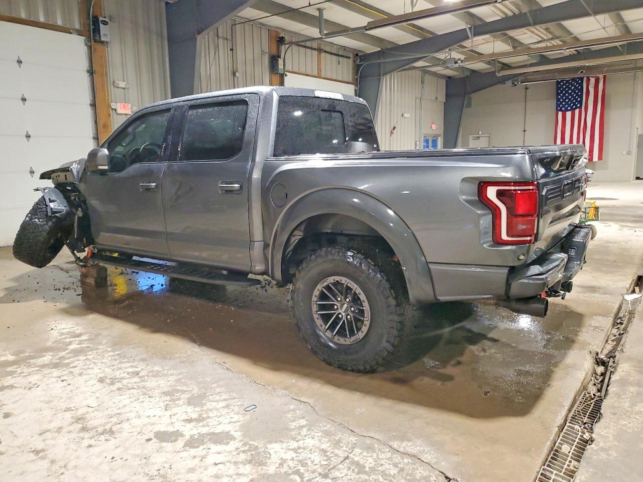 2019 FORD F150 RAPTOR photo 2