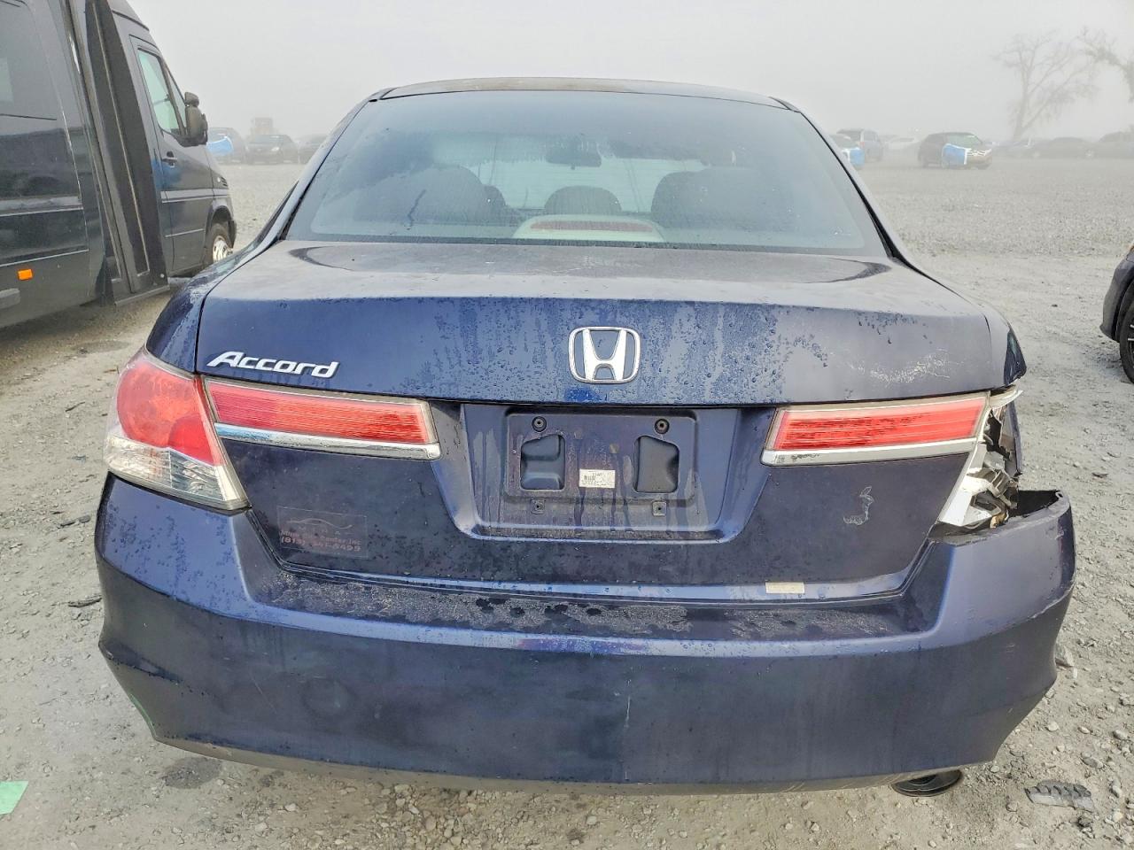 2012 HONDA ACCORD LX photo 6