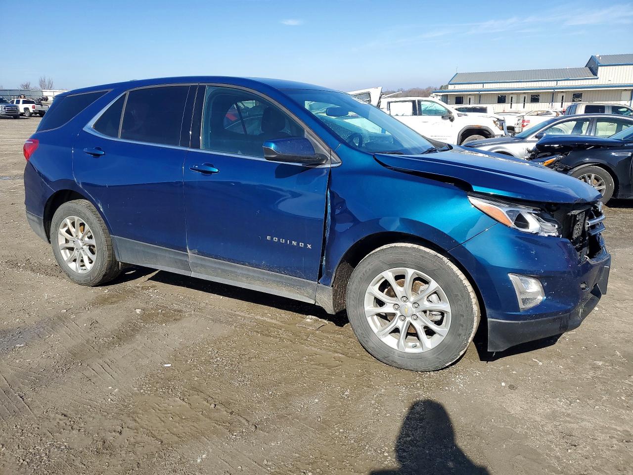 2020 CHEVROLET EQUINOX LT photo 4