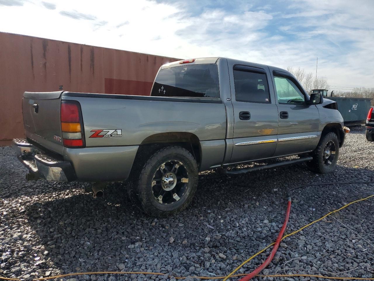 2006 GMC NEW SIERRA K1500 photo 3