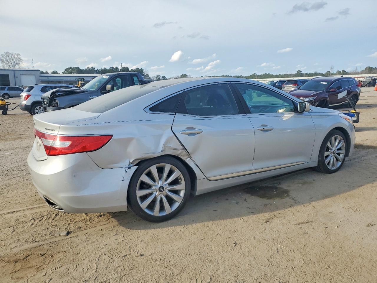 2014 HYUNDAI AZERA GLS photo 3
