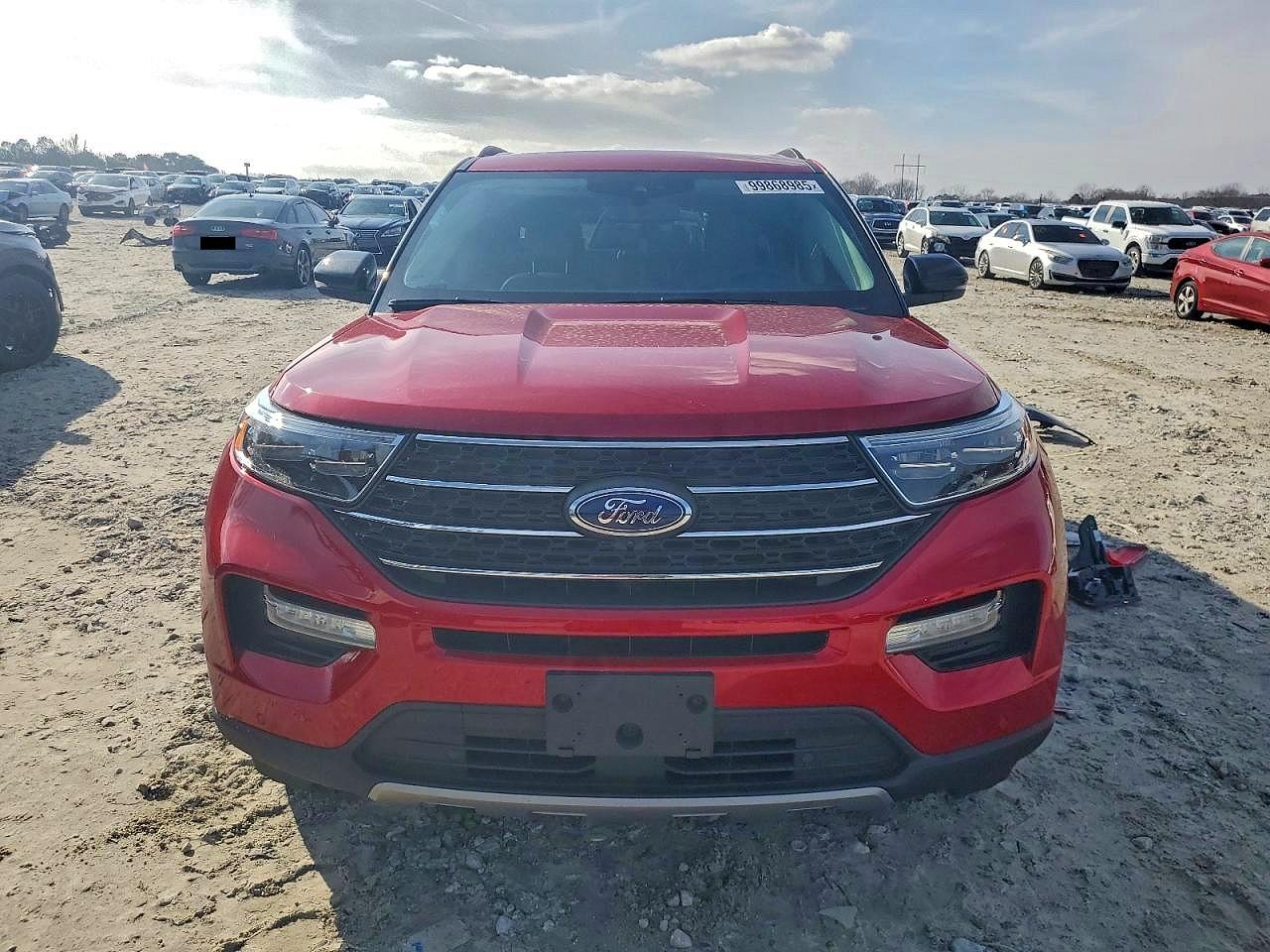 2023 FORD EXPLORER XLT photo 5