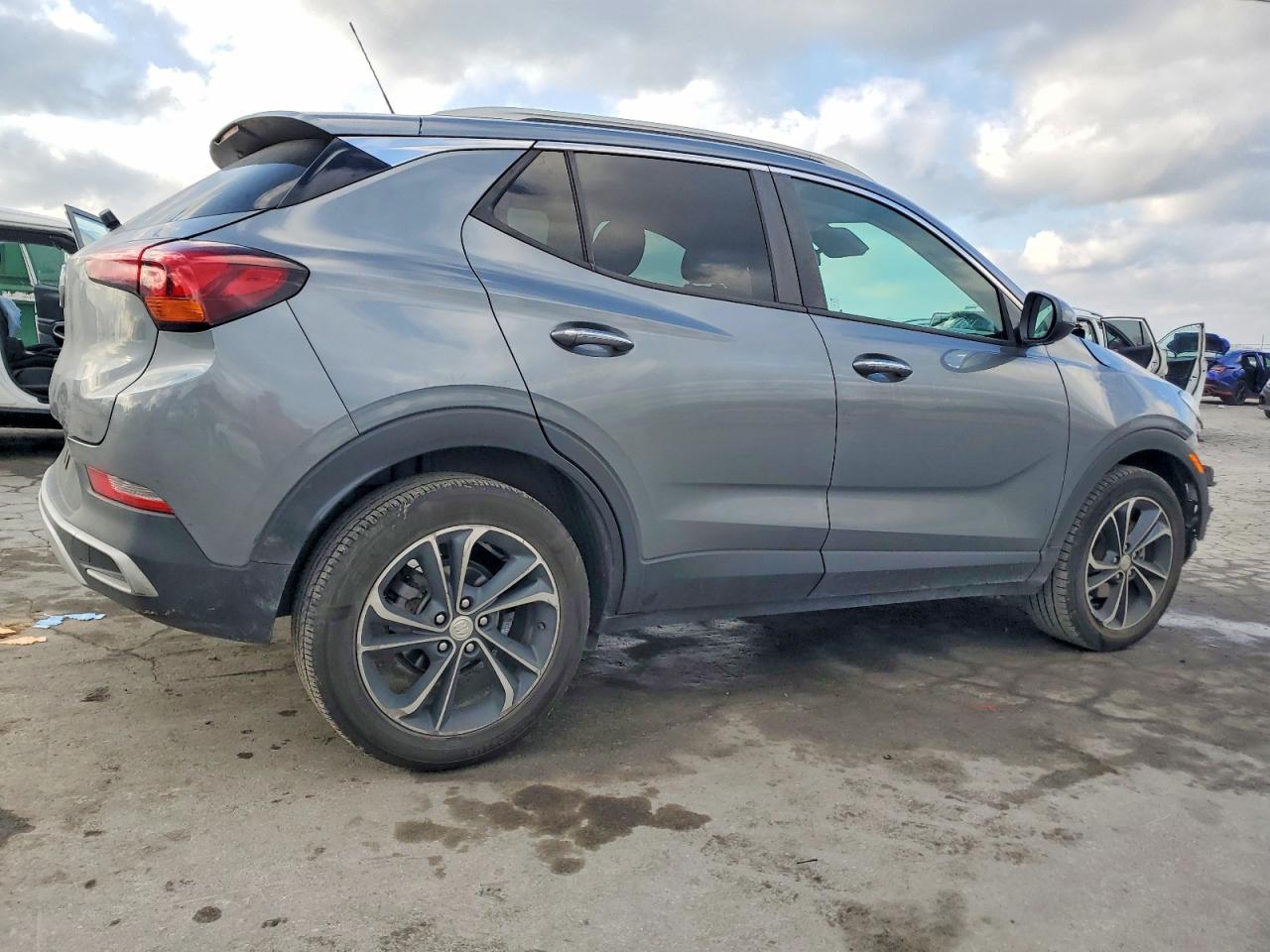 2020 BUICK ENCORE GX SELECT photo 3