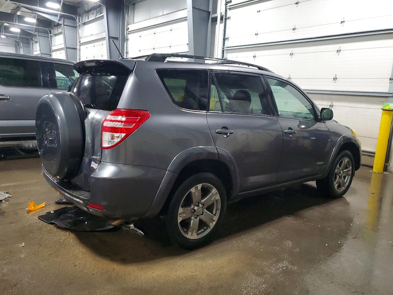 2009 TOYOTA RAV4 SPORT photo 5