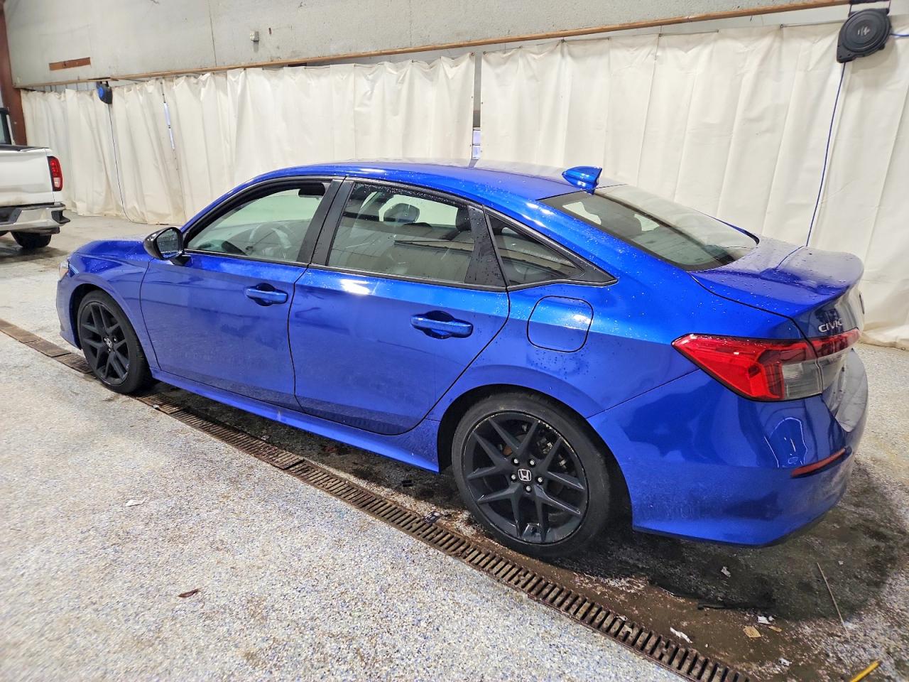 2024 HONDA CIVIC SPORT photo 2