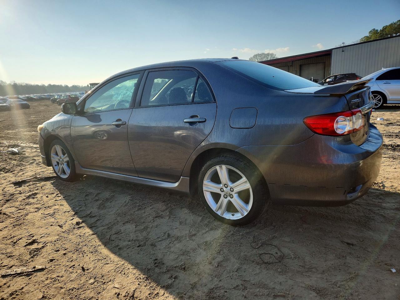 2013 TOYOTA COROLLA BASE photo 3