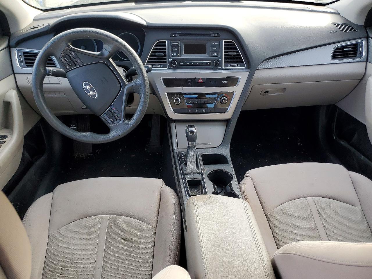 2015 HYUNDAI SONATA SE photo 8