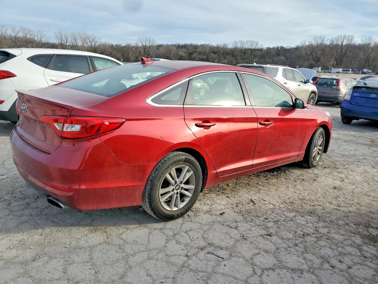 2015 HYUNDAI SONATA SE photo 3