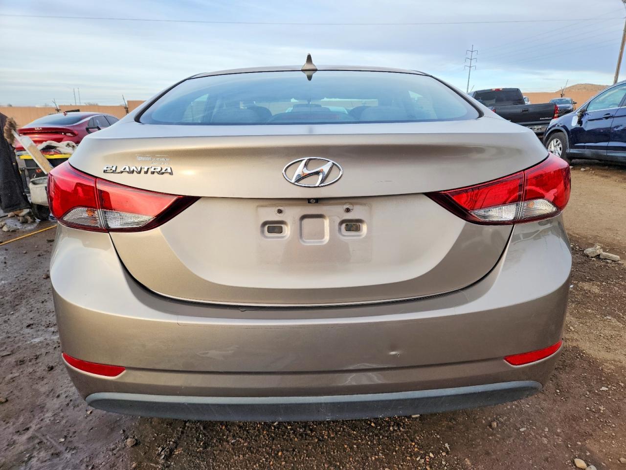 2015 HYUNDAI ELANTRA SE photo 6