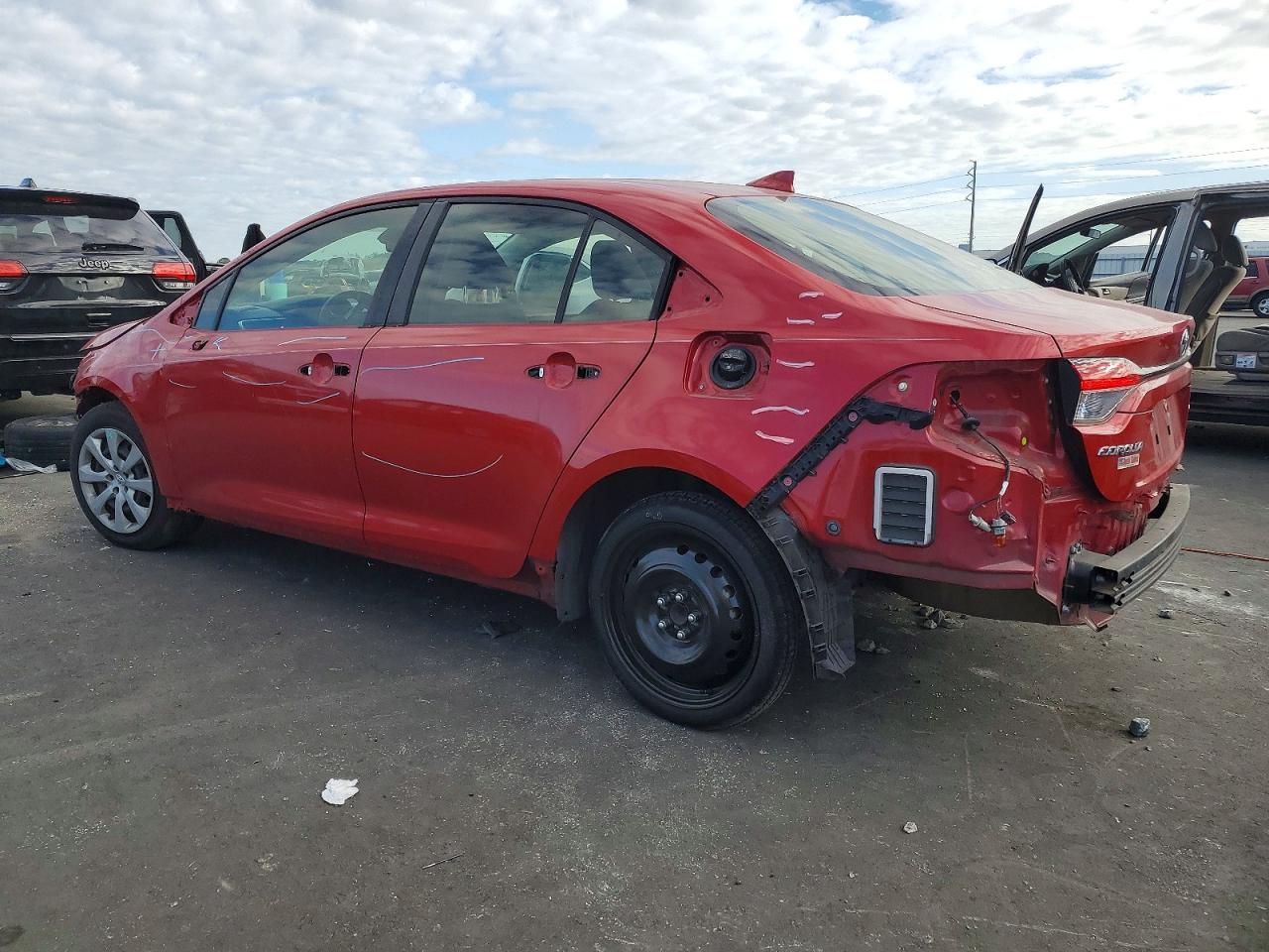 2020 TOYOTA COROLLA LE photo 2