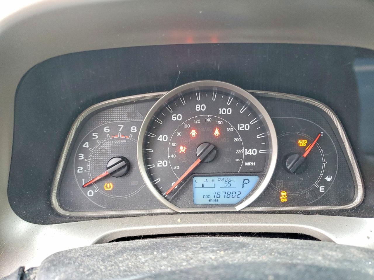 2014 TOYOTA RAV4 XLE photo 9