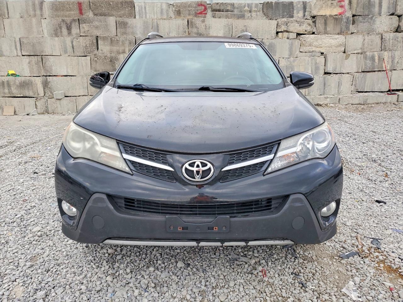 2014 TOYOTA RAV4 XLE photo 5