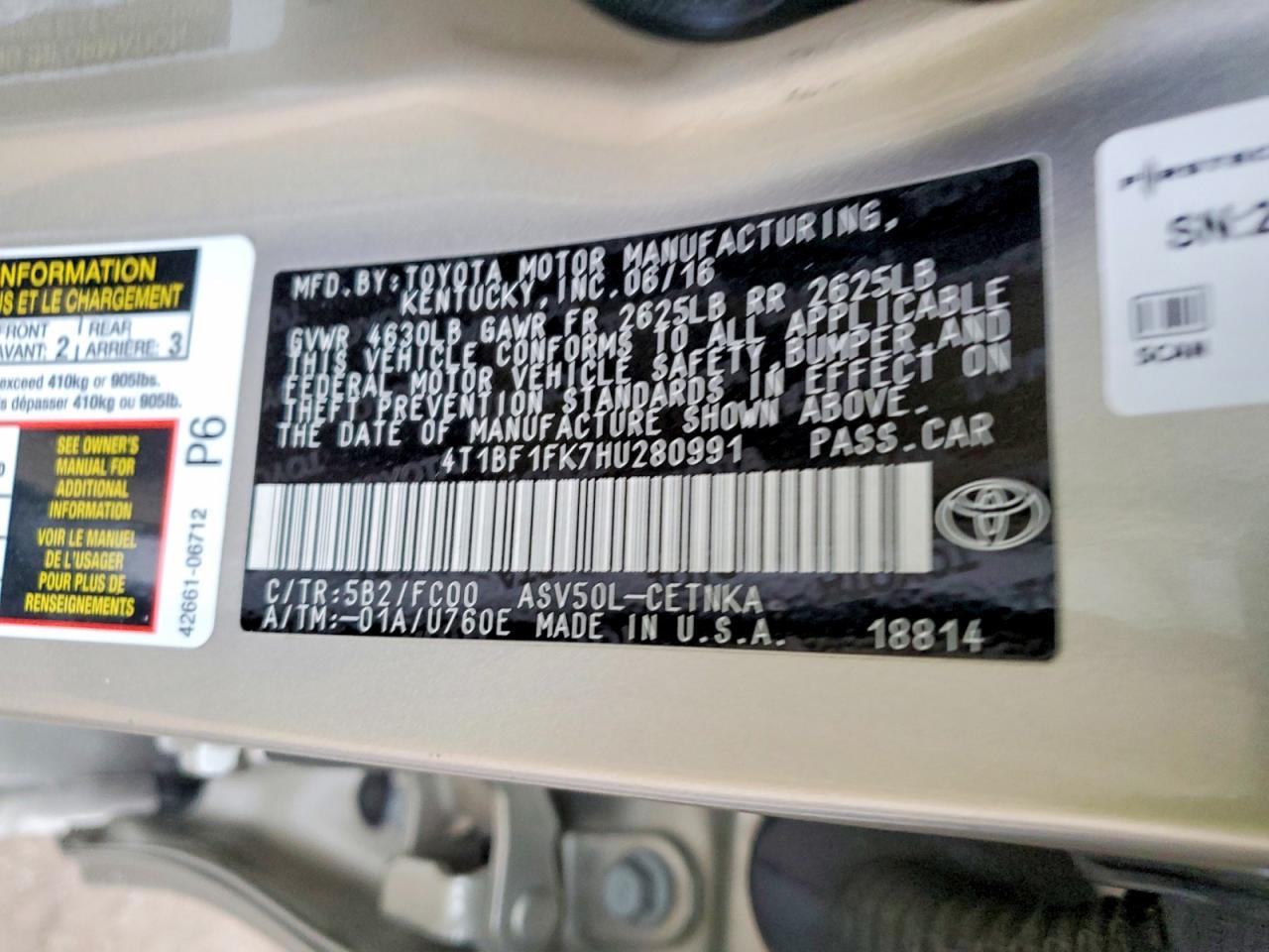 2017 TOYOTA CAMRY LE photo 12
