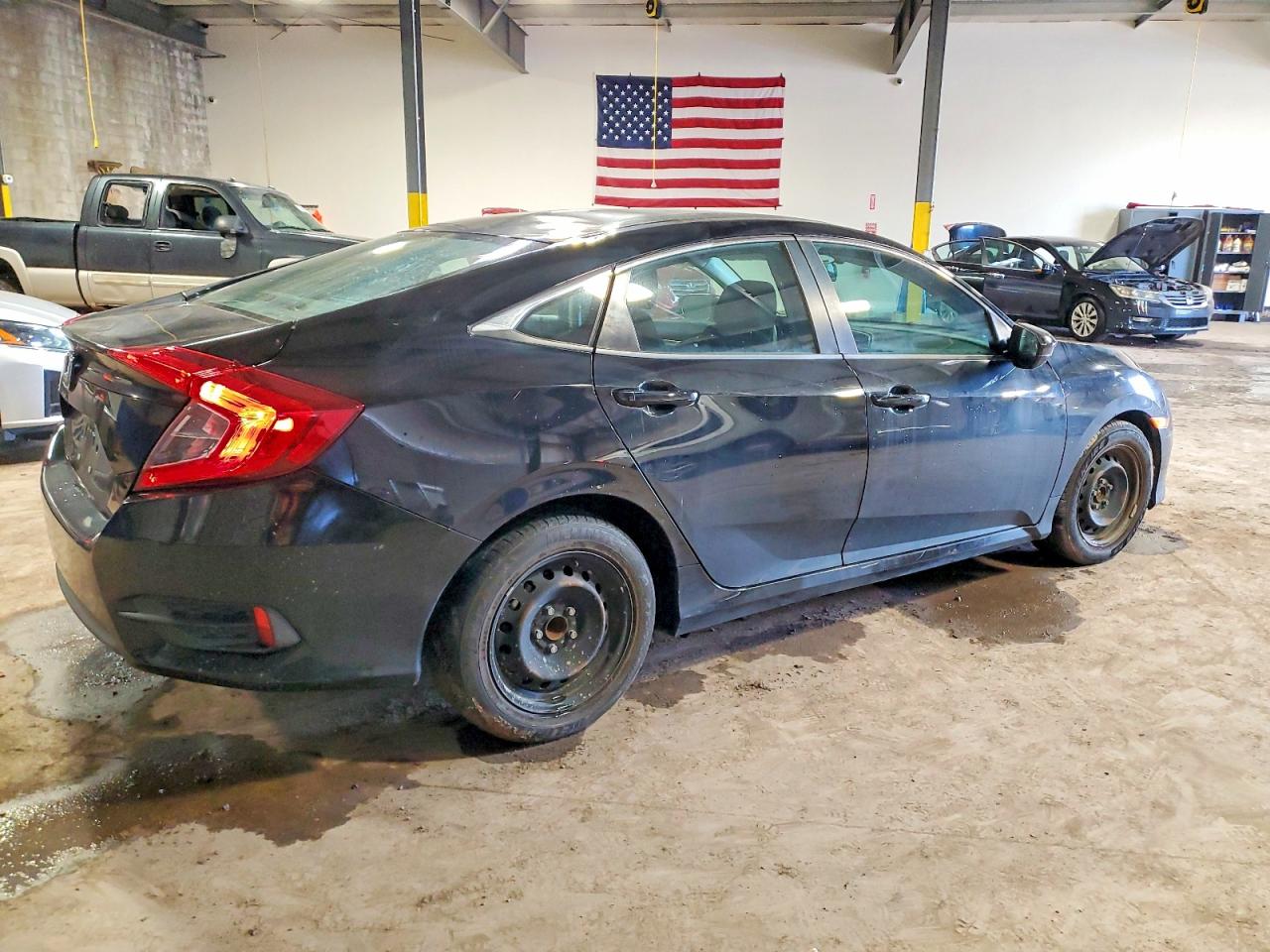 2017 HONDA CIVIC LX photo 3