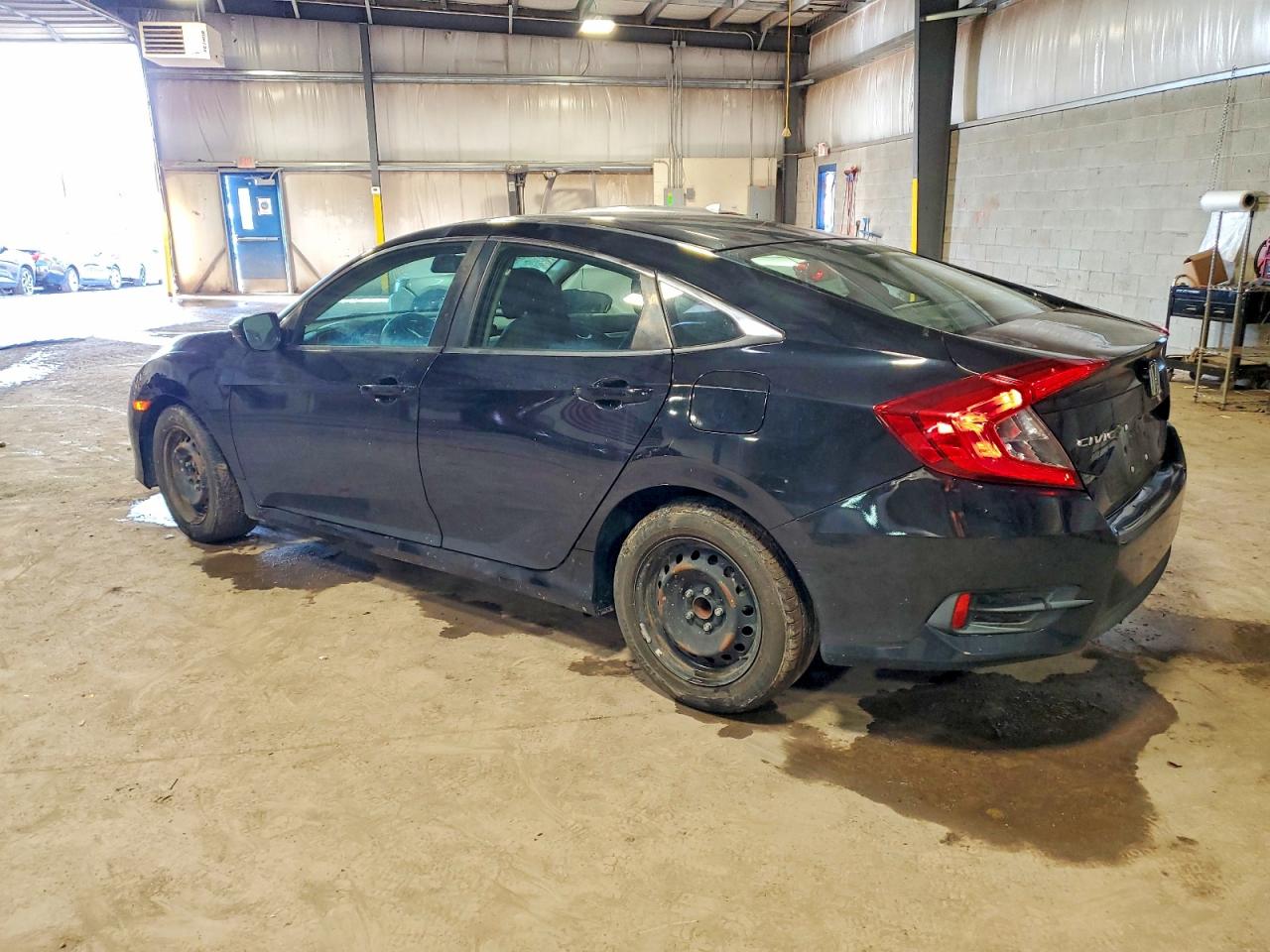 2017 HONDA CIVIC LX photo 2