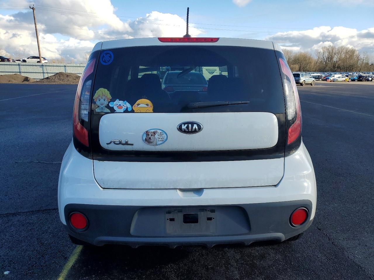 2017 KIA SOUL photo 6