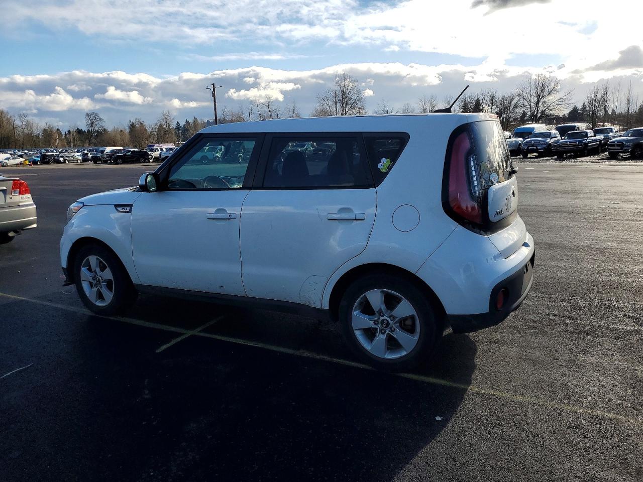2017 KIA SOUL photo 2