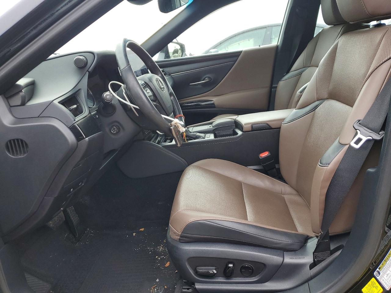 2022 LEXUS ES 300H BASE photo 7