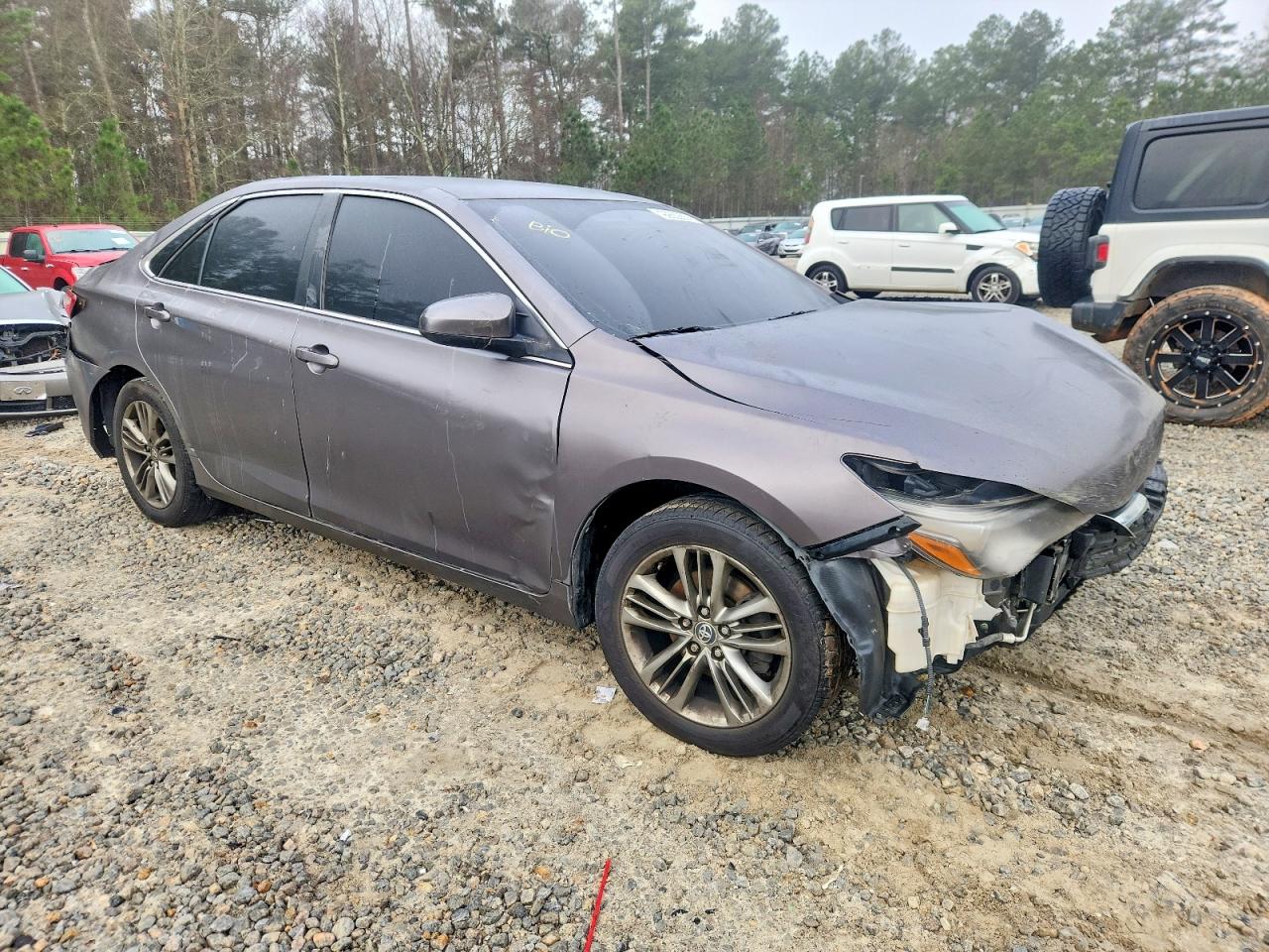 2015 TOYOTA CAMRY LE photo 7