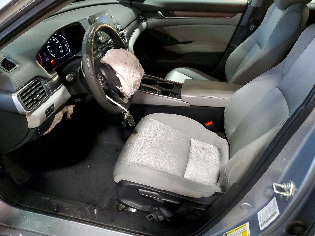 2020 HONDA ACCORD LX photo 7