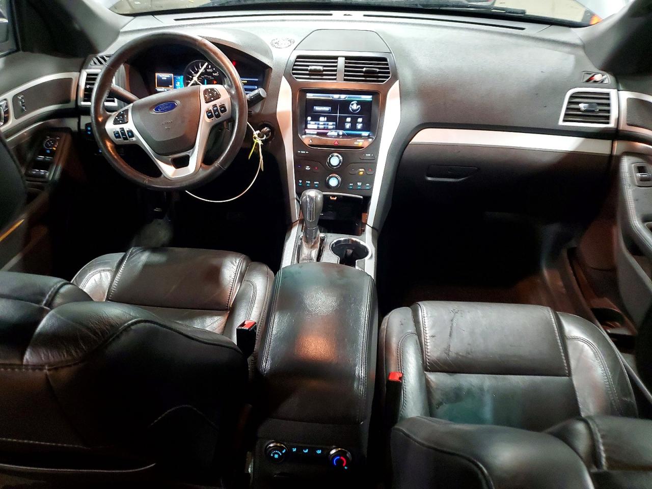 2014 FORD EXPLORER XLT photo 22