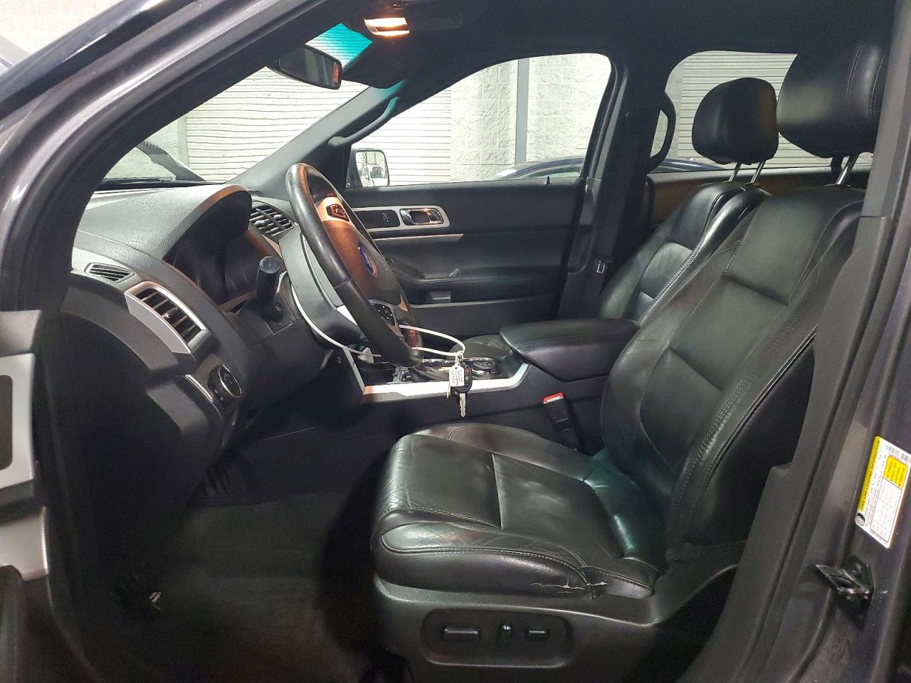 2014 FORD EXPLORER XLT photo 19