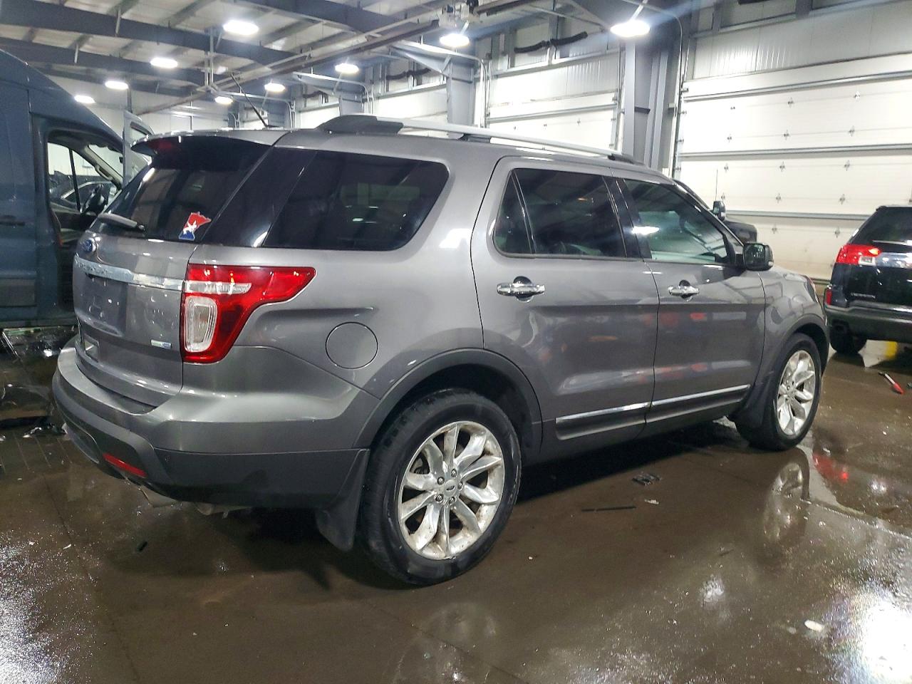 2014 FORD EXPLORER XLT photo 7