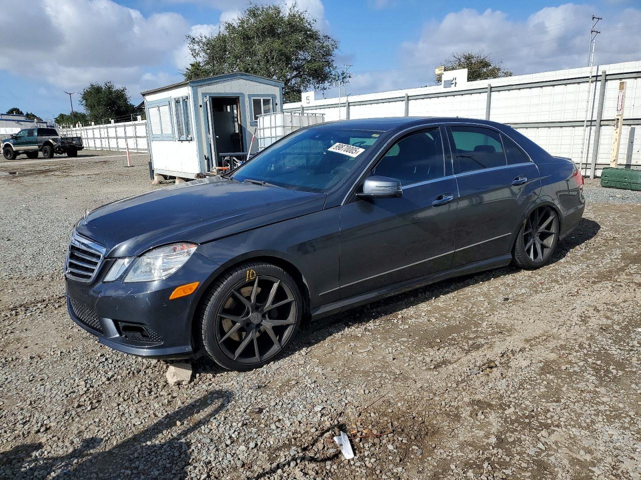 2010 MERCEDES-BENZ E