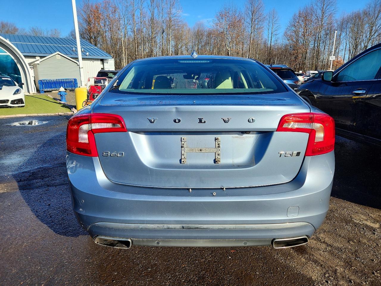 2017 VOLVO S60 PREMIER photo 6