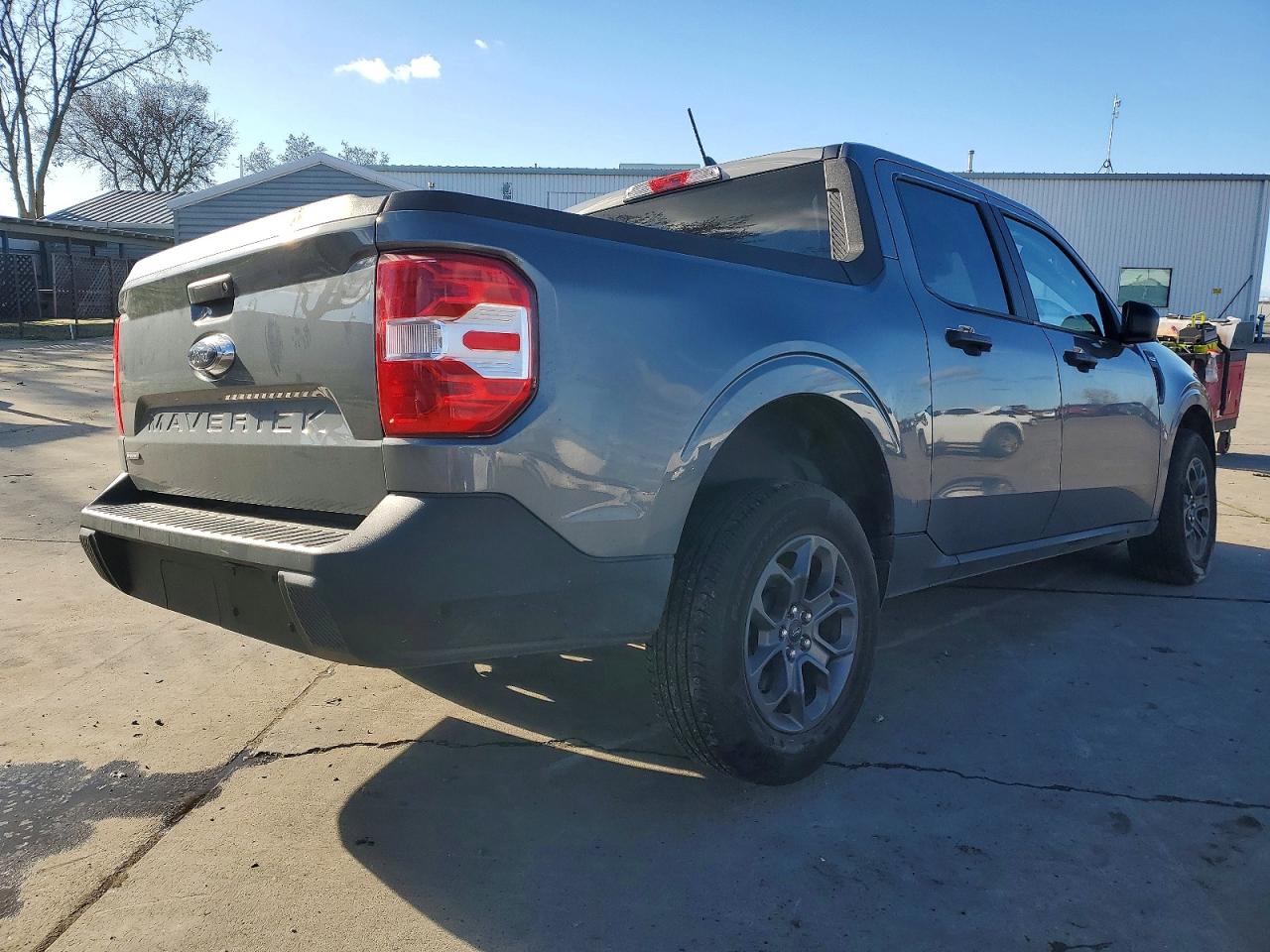 2024 FORD MAVERICK XLT photo 3