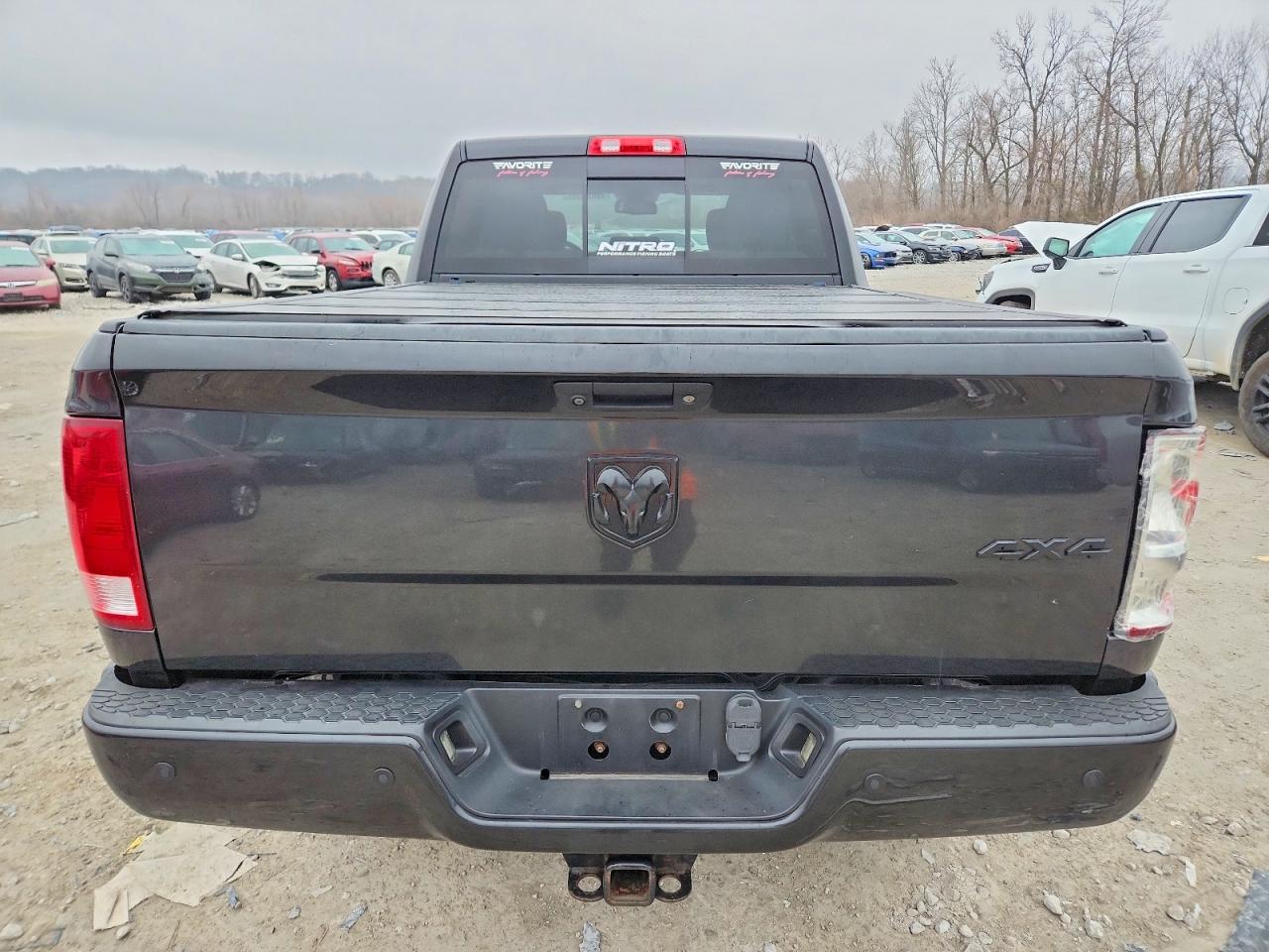 2016 RAM 2500 SLT photo 6