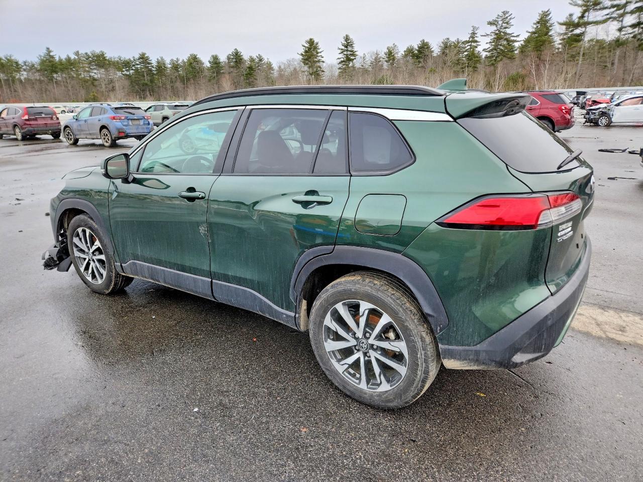 2023 TOYOTA COROLLA CROSS XLE photo 2