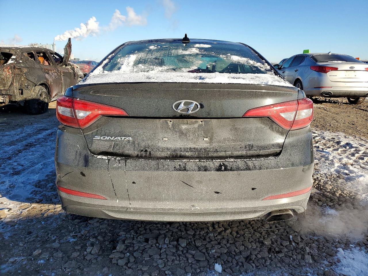 2015 HYUNDAI SONATA SE photo 6